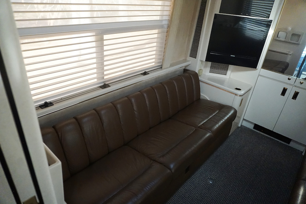 1995 Prevost Marathon H3-45 For Sale