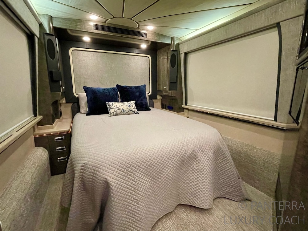 1997 Prevost Marathon H3-45 For Sale