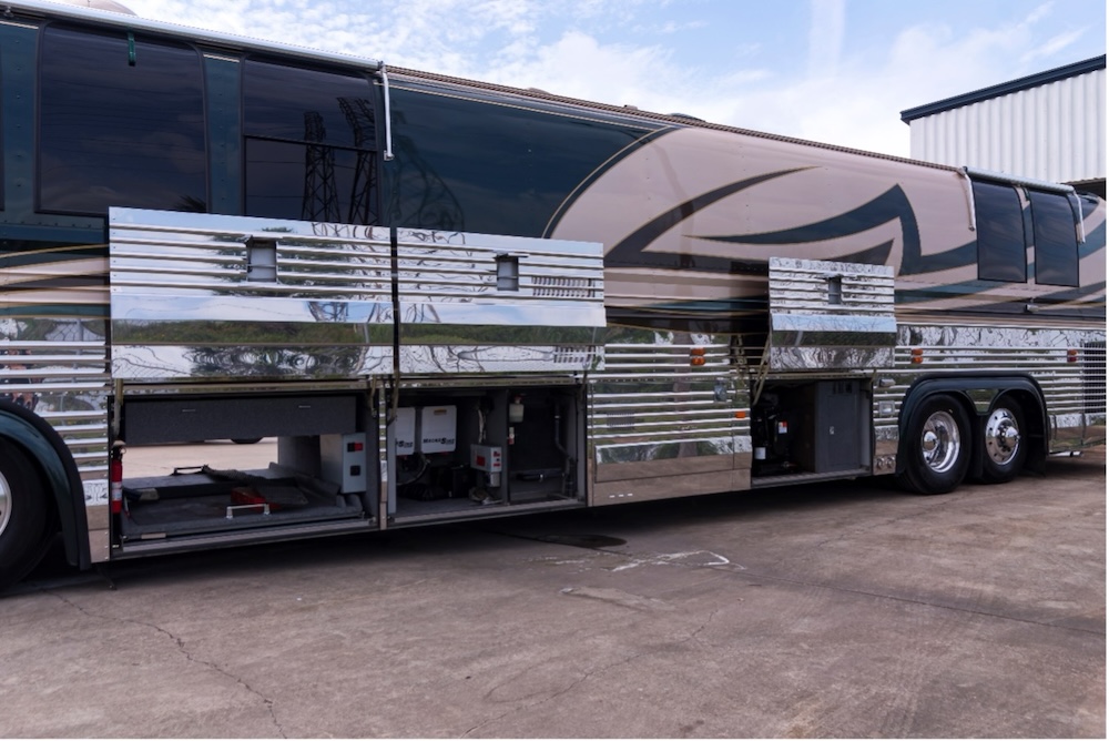 1999 Prevost Liberty XL For Sale