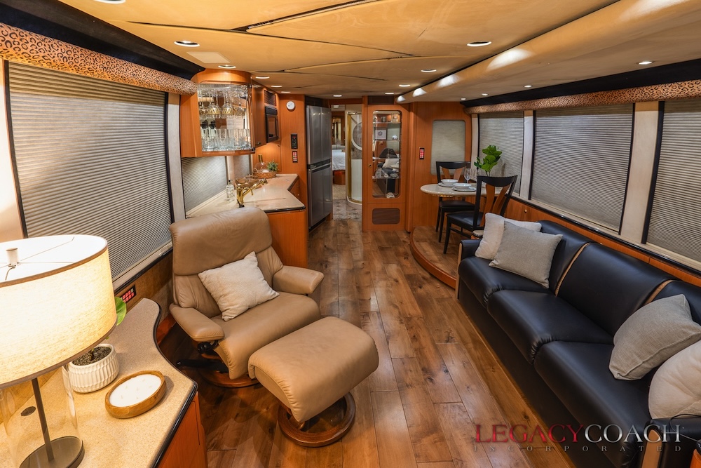 2002 Prevost Marathon XLII For Sale