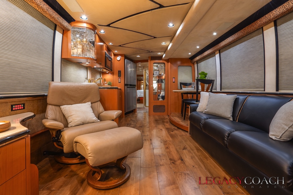 2002 Prevost Marathon XLII For Sale