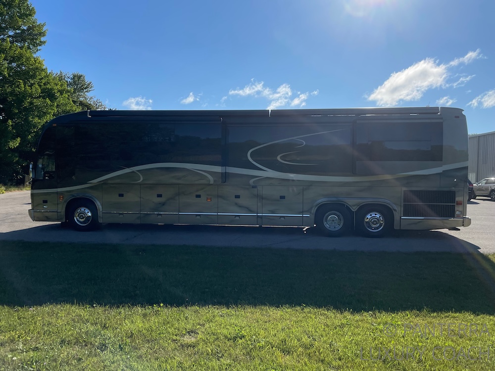 2005 Prevost  Marathon H3-45 For Sale