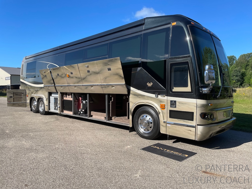 2005 Prevost  Marathon H3-45 For Sale