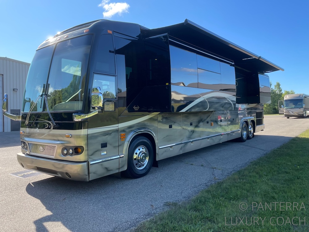 2005 Prevost  Marathon H3-45 For Sale