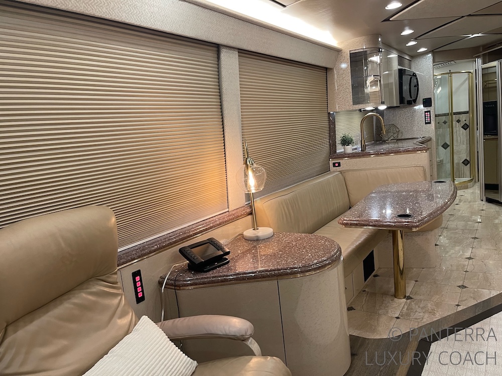 2005 Prevost  Marathon H3-45 For Sale