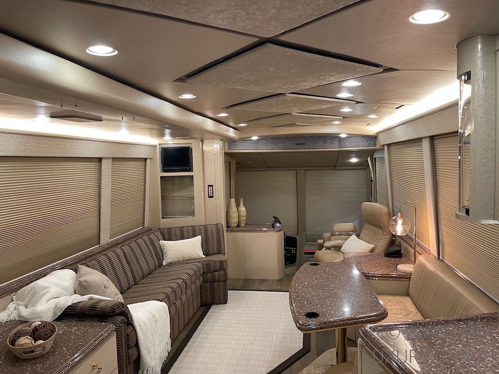 2005 Prevost  Marathon H3-45 For Sale