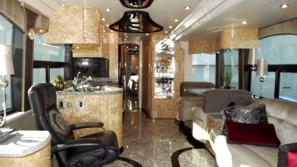 2005 Prevost  Millennium H3-45 For Sale