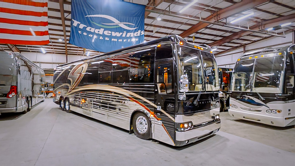 2006 Prevost Legendary XLII H3-45 For Sale