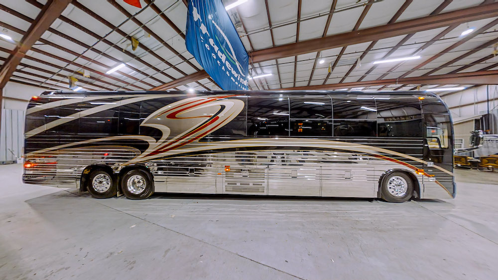 2006 Prevost Legendary XLII H3-45 For Sale