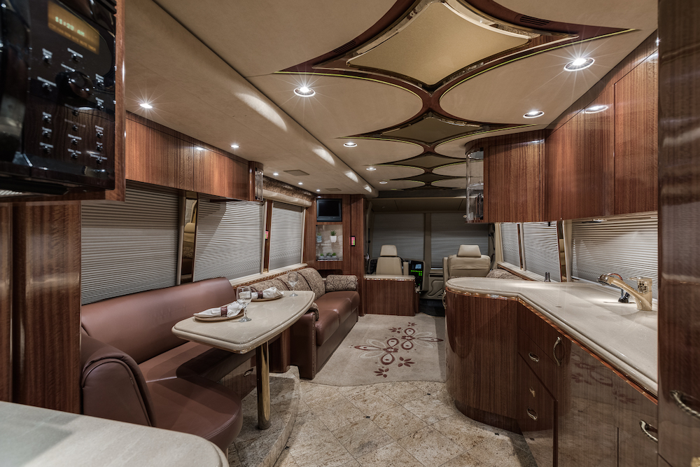 2006 Prevost Marathon XLII For Sale