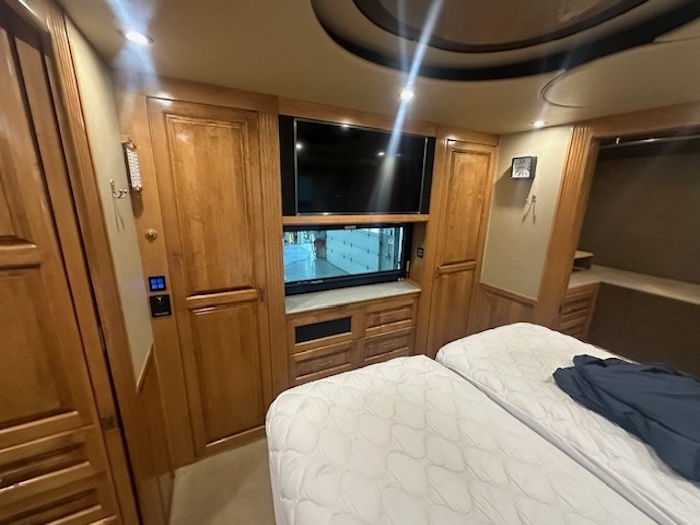 2006 Prevost Royale XLII For Sale