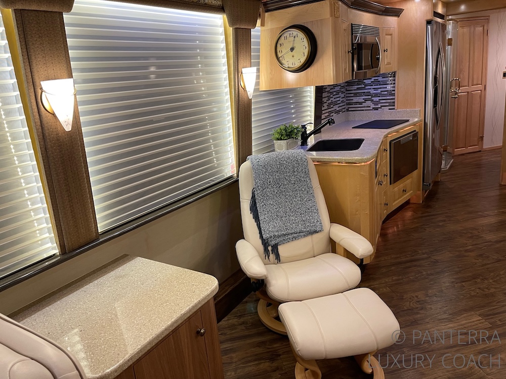 2006 Prevost Royale XLII For Sale