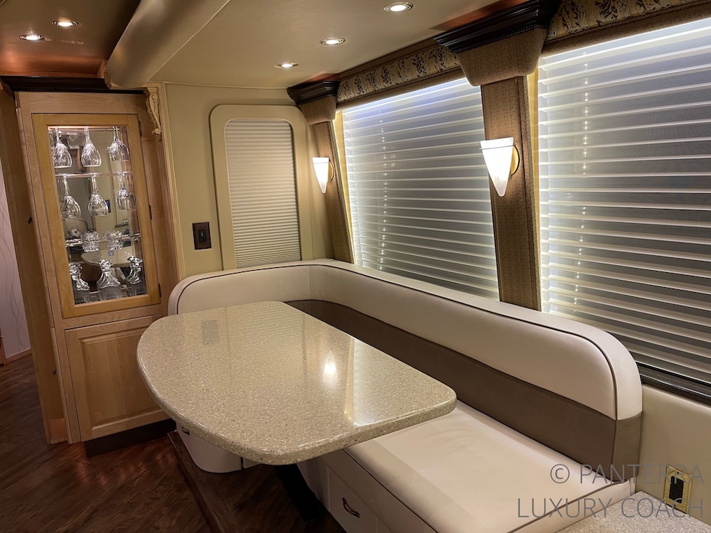 2006 Prevost Royale XLII For Sale