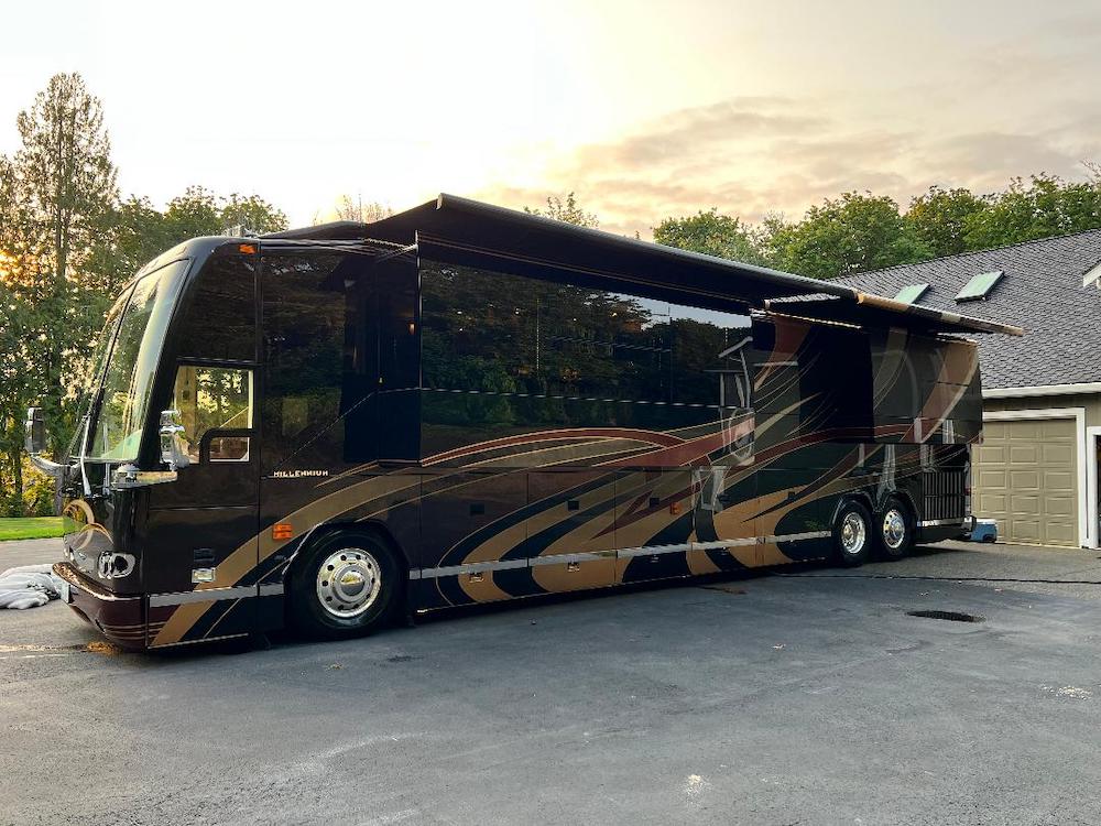 2008 Prevost Millennium H3-45 For Sale