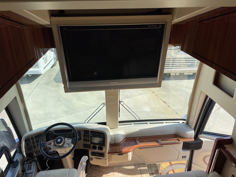 2008 Prevost Parliament H3-45 For Sale