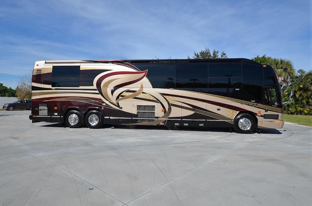 2010 Prevost Liberty H3-45 For Sale