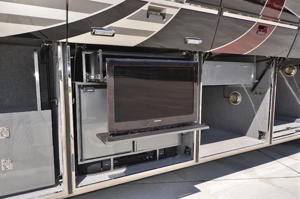 2011 Prevost Liberty H3-45 For Sale