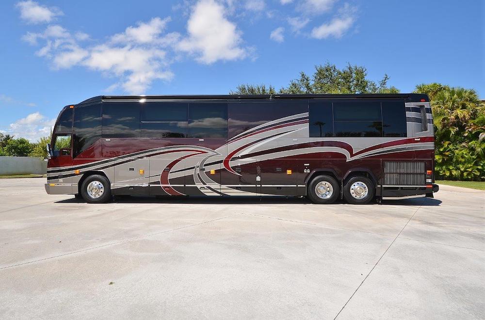 2011 Prevost Liberty H3-45 For Sale