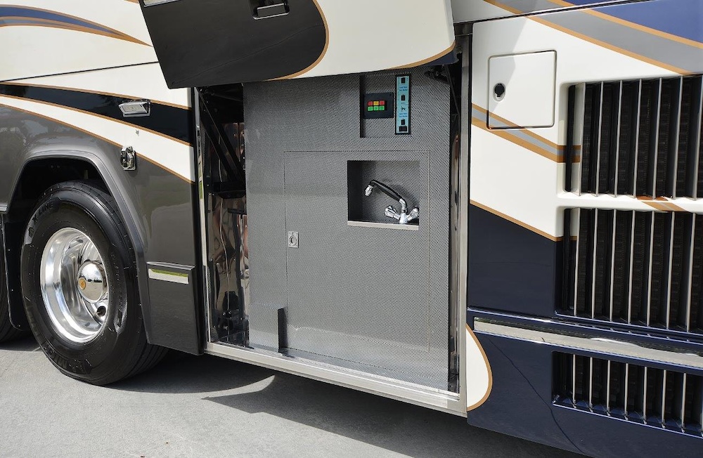 2011 Prevost Liberty H3-45 For Sale