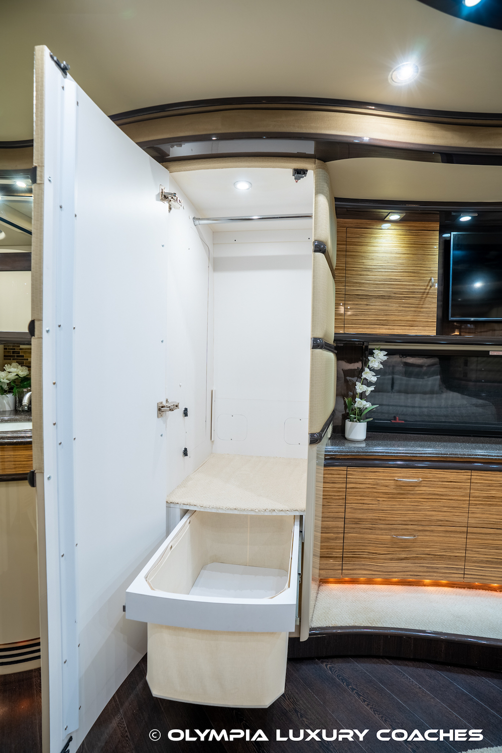 2012 Prevost Liberty H3-45 For Sale