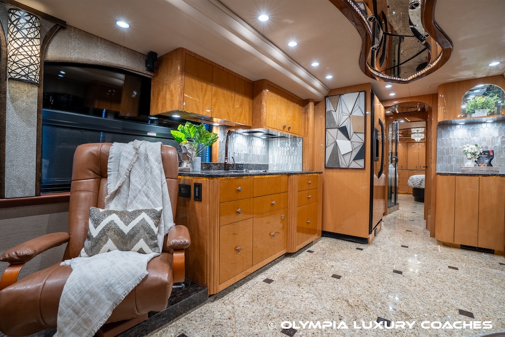 2013 Prevost Millennium H3-45 For Sale