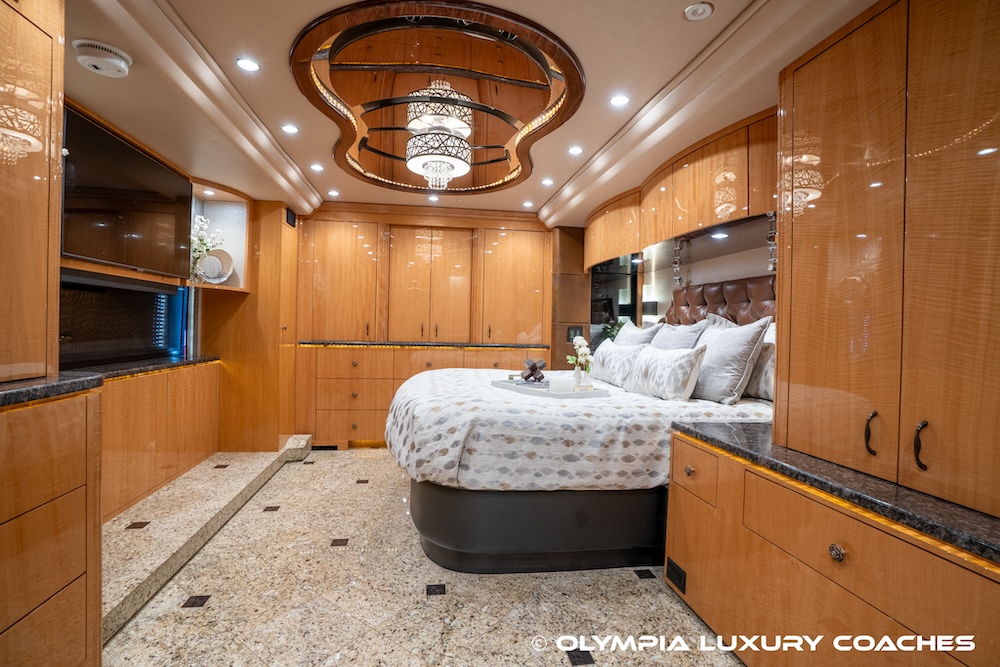 2013 Prevost Millennium H3-45 For Sale