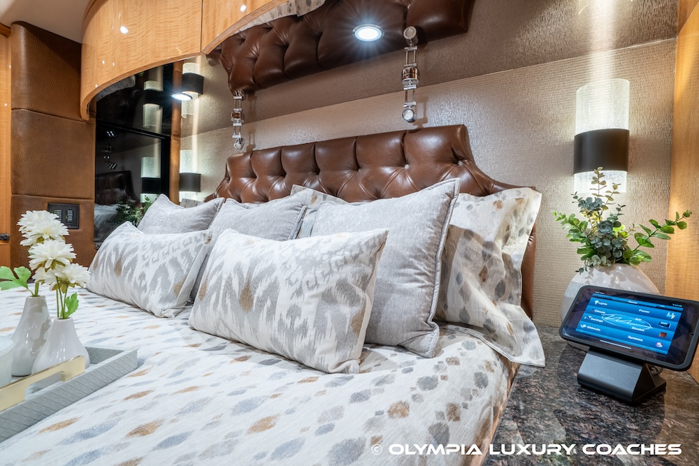 2013 Prevost Millennium H3-45 For Sale