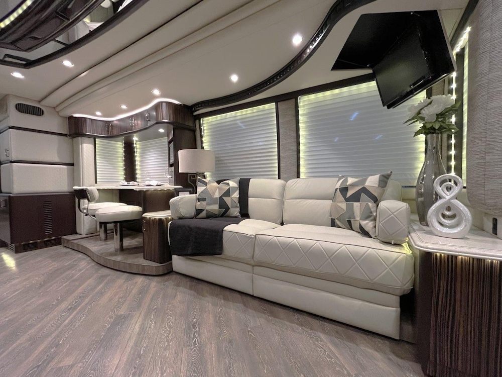 2014 Prevost Liberty  H3-45 For Sale