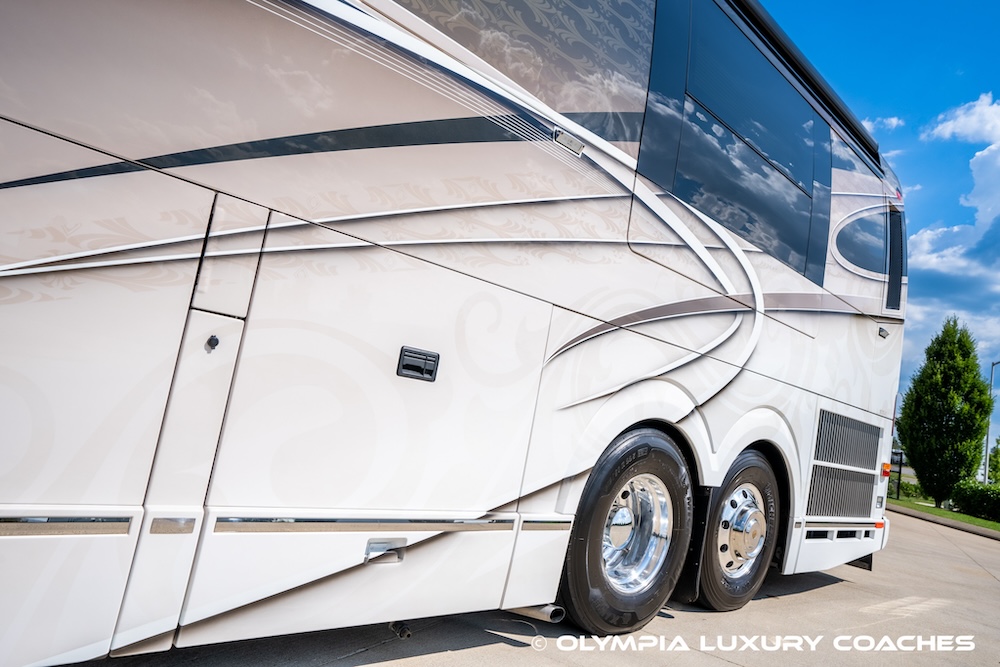 2015 Prevost  Liberty H3-45 For Sale