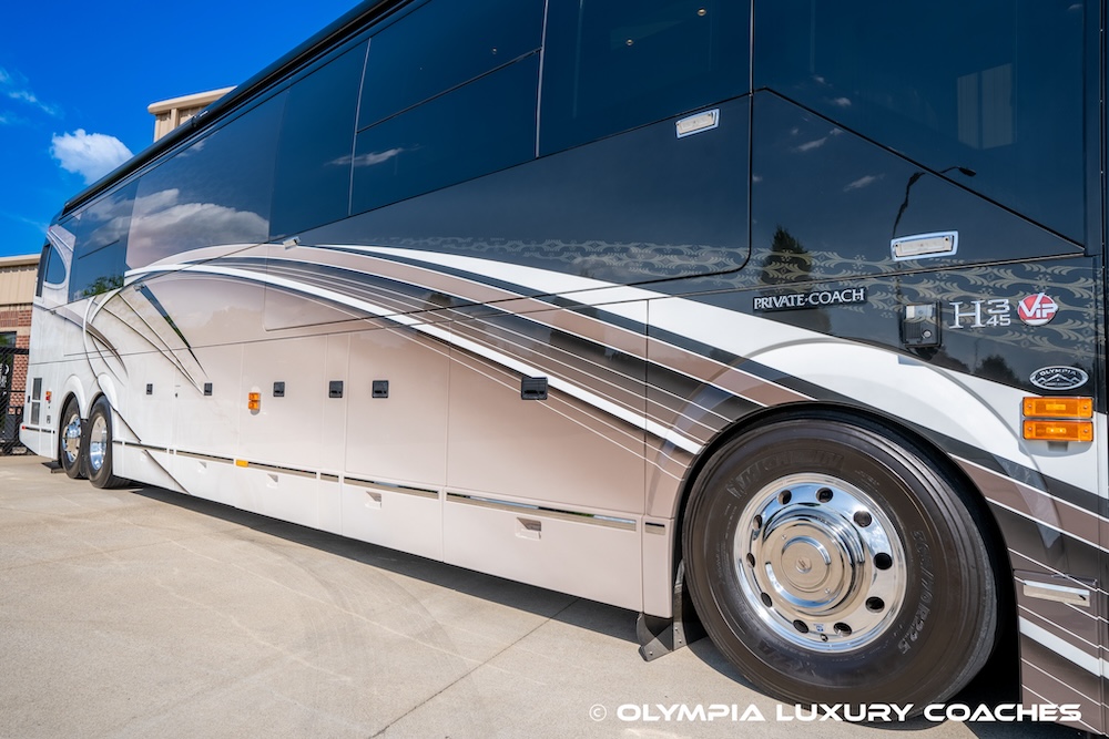 2015 Prevost  Liberty H3-45 For Sale