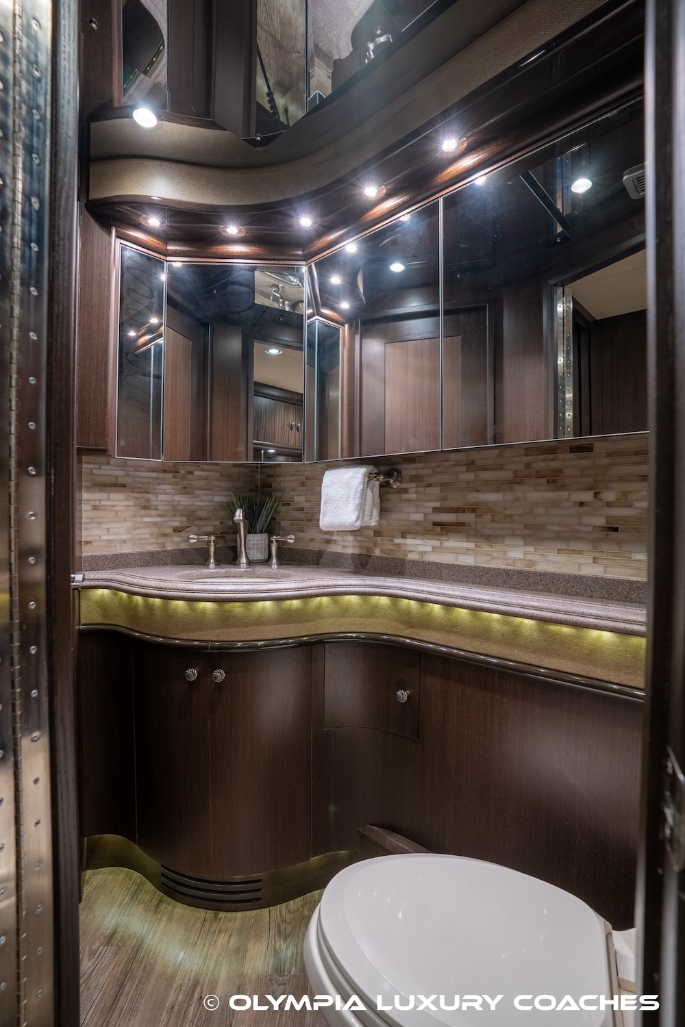 2015 Prevost  Liberty H3-45 For Sale