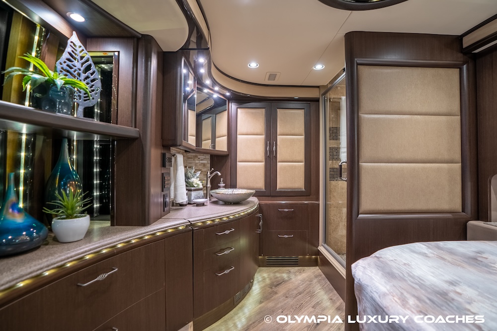 2015 Prevost  Liberty H3-45 For Sale