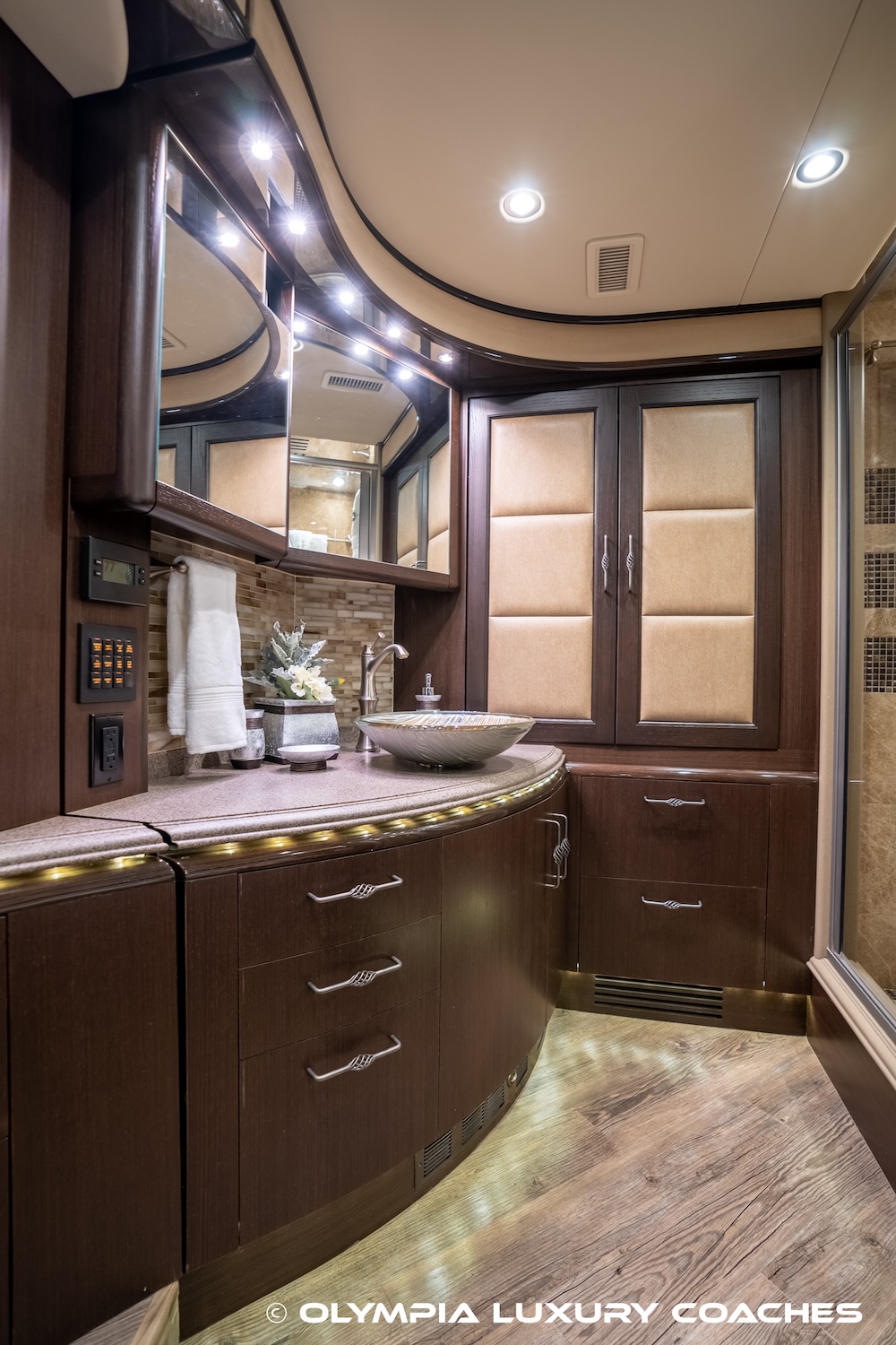 2015 Prevost  Liberty H3-45 For Sale