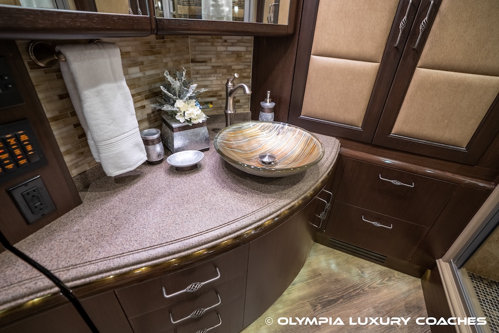 2015 Prevost  Liberty H3-45 For Sale