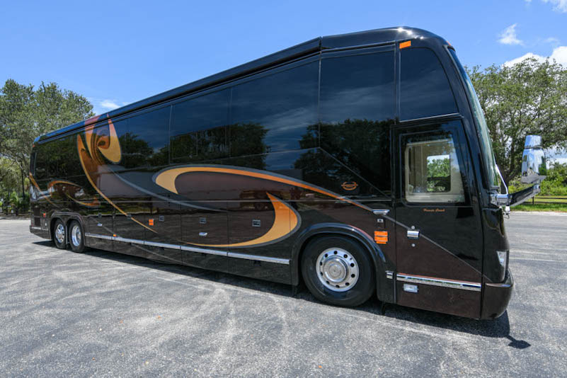 2015 Prevost Marathon H3-45 For Sale