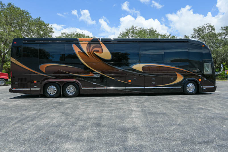 2015 Prevost Marathon H3-45 For Sale