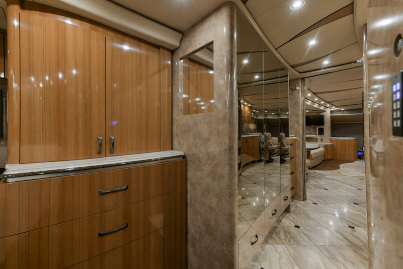 2015 Prevost Marathon H3-45 For Sale