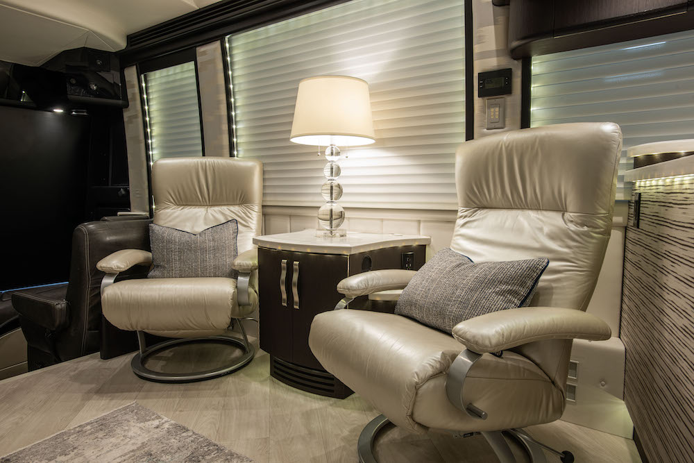 2016 Prevost Liberty H3-45 For Sale