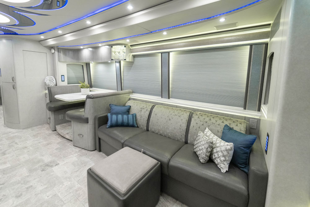 2016 Prevost Marathon X3 For Sale