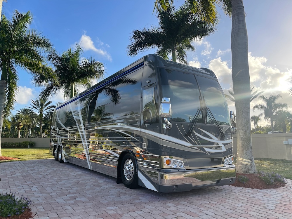 2023 Prevost  Nashville Coach X3  For Sale